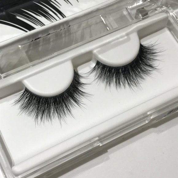 Velour Lashes - Serendipity w Box